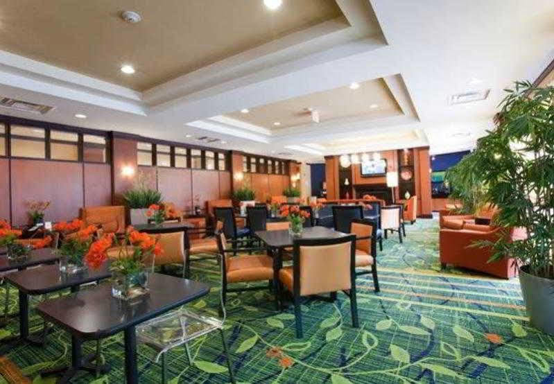 Fairfield Inn & Suites By Marriott Houston Conroe Exterior photo